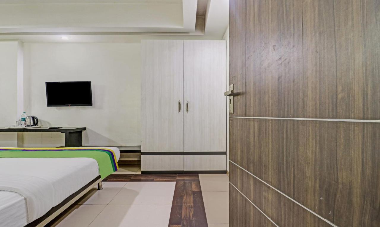 Treebo Mohit Regency Hotel Бопал Екстериор снимка