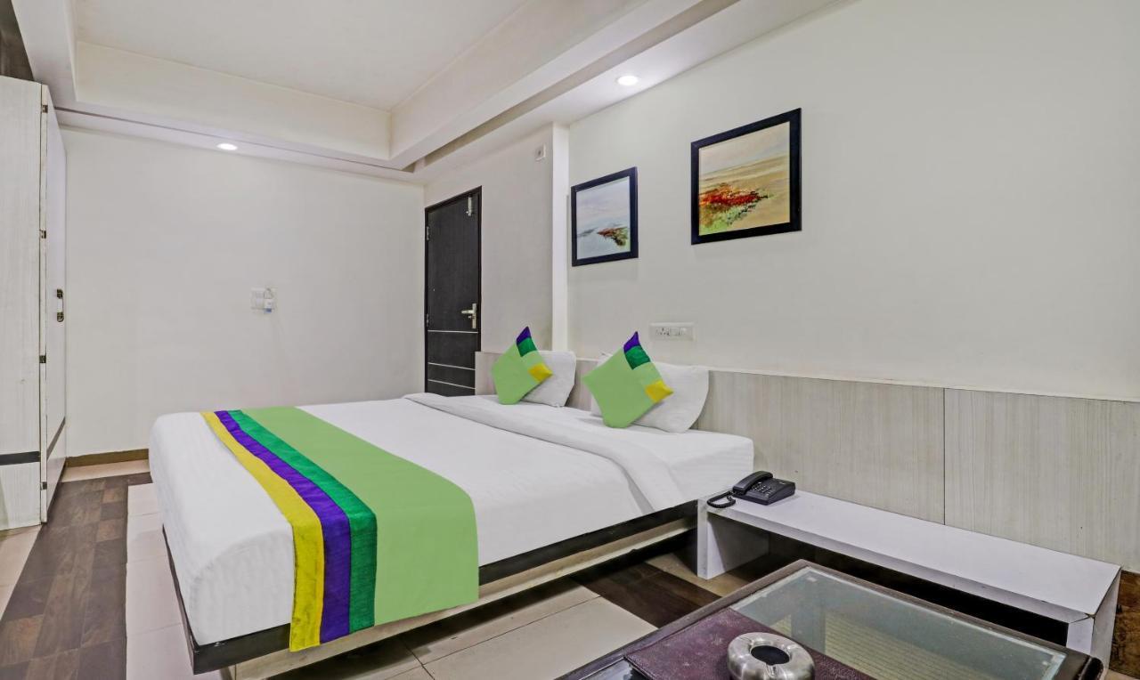 Treebo Mohit Regency Hotel Бопал Екстериор снимка